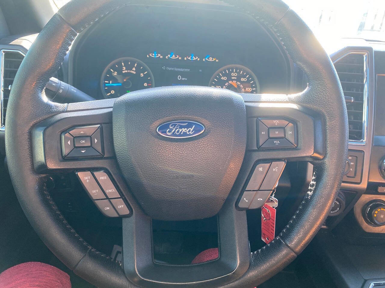 Used 2016 Ford F150 XLT w/ Equipment Group 302A Luxury image 33