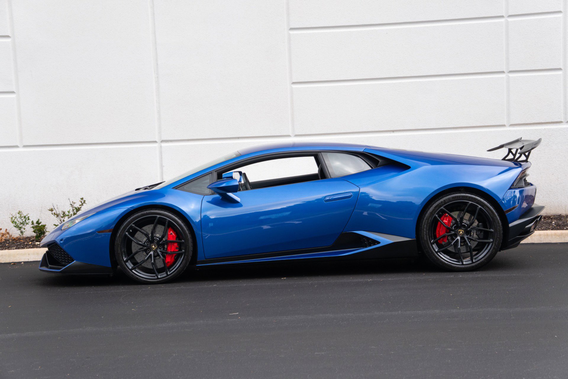 Used 2015 Lamborghini Huracan LP 610-4 AWD/4WD image 32