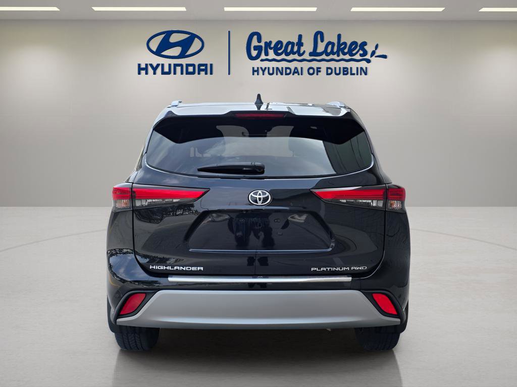 Used 2020 Toyota Highlander Platinum image 4