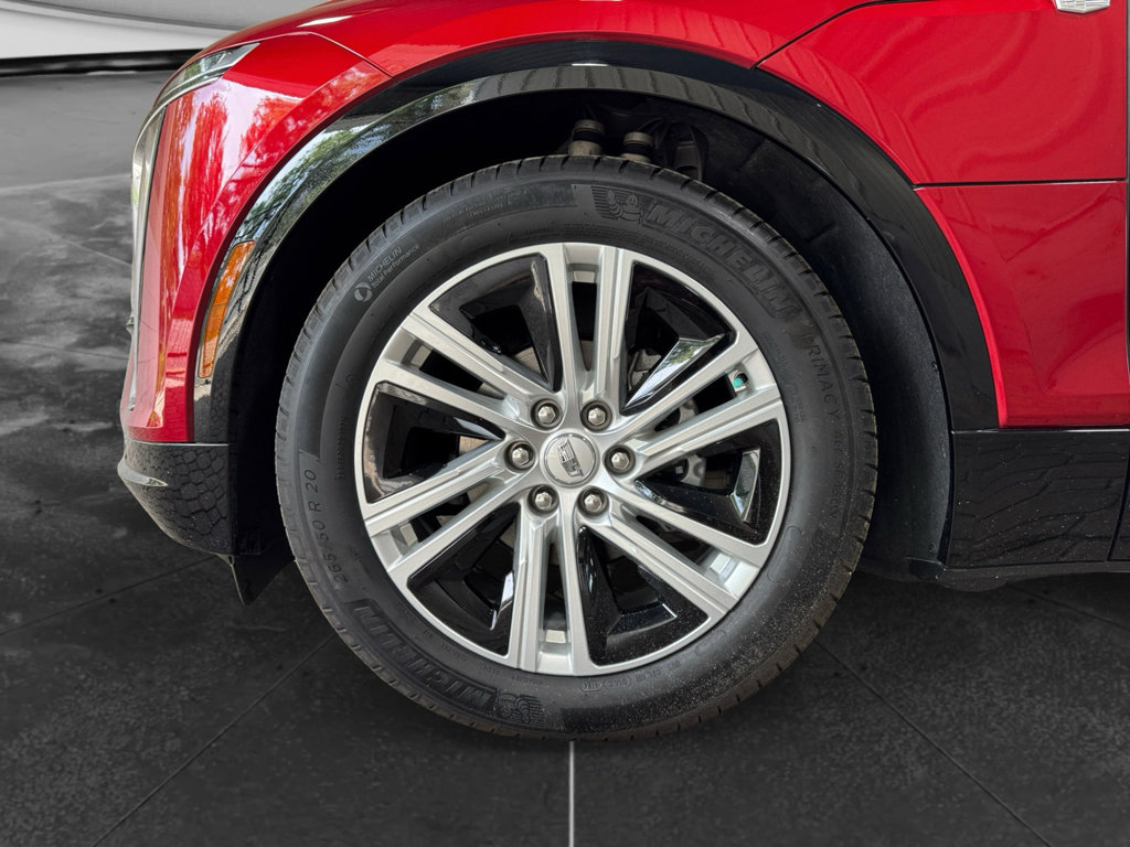 Used 2024 Cadillac Lyriq Tech RWD image 30