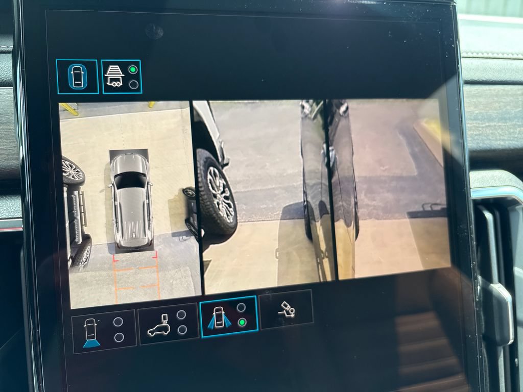 New 2026 GMC Acadia Denali Ultimate w/ LPO, Floor Liner Package AWD/4WD image 30