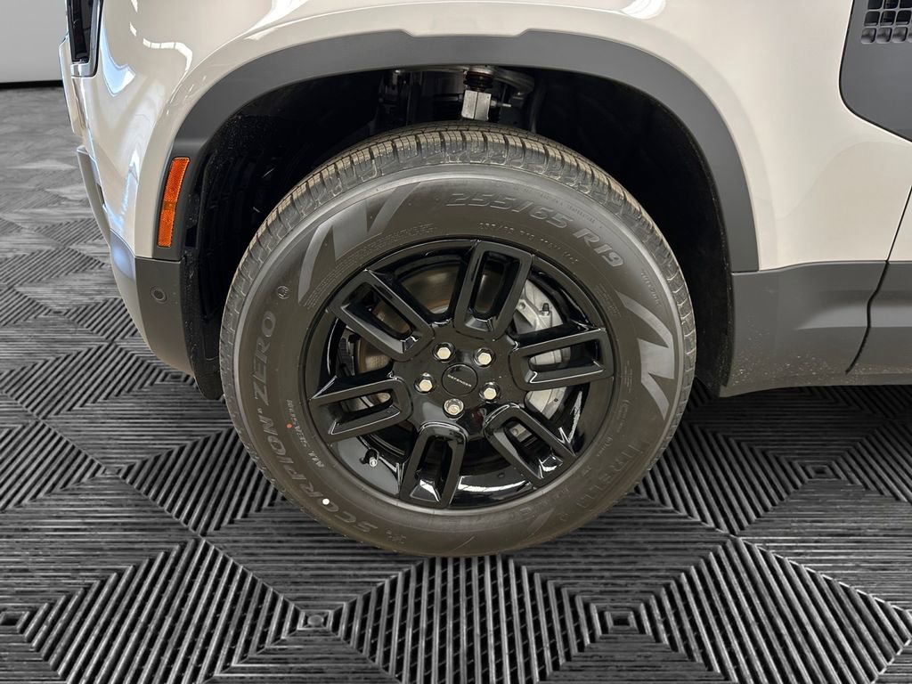 New 2026 Land Rover Defender 110 S image 14