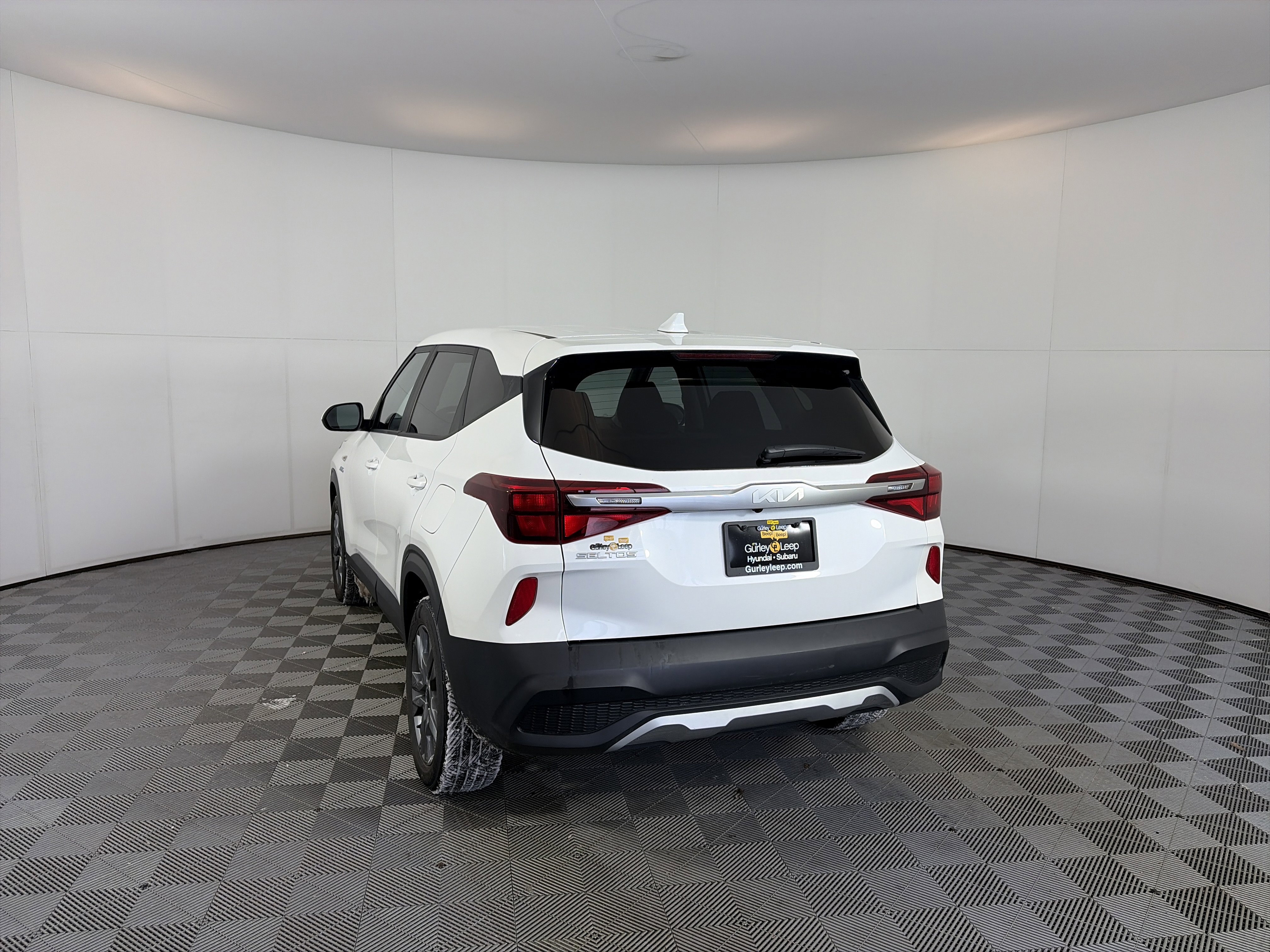 Used 2023 Kia Seltos LX image 8