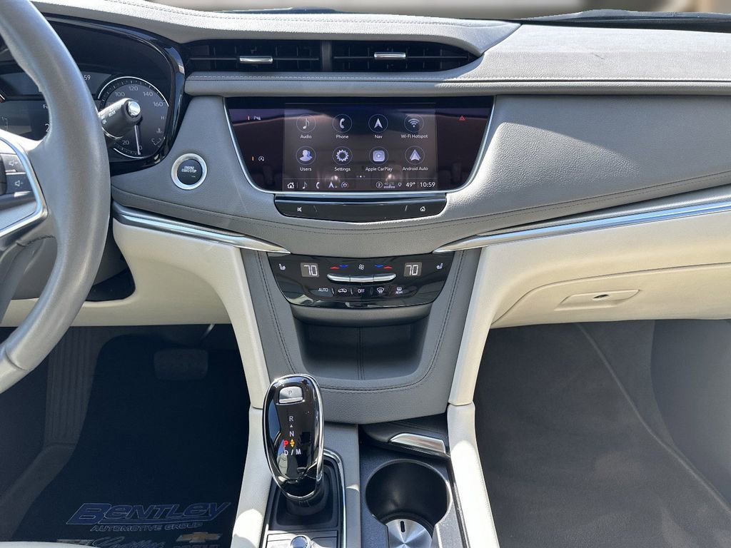 Used 2023 Cadillac XT5 Premium Luxury image 9
