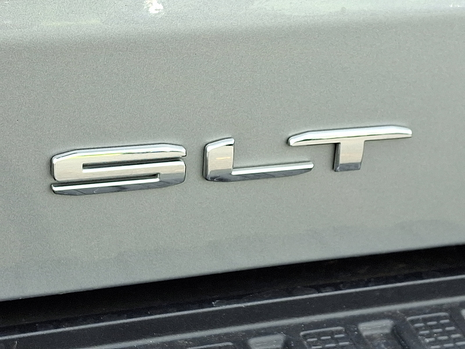 Used 2024 GMC Sierra 1500 SLT image 31