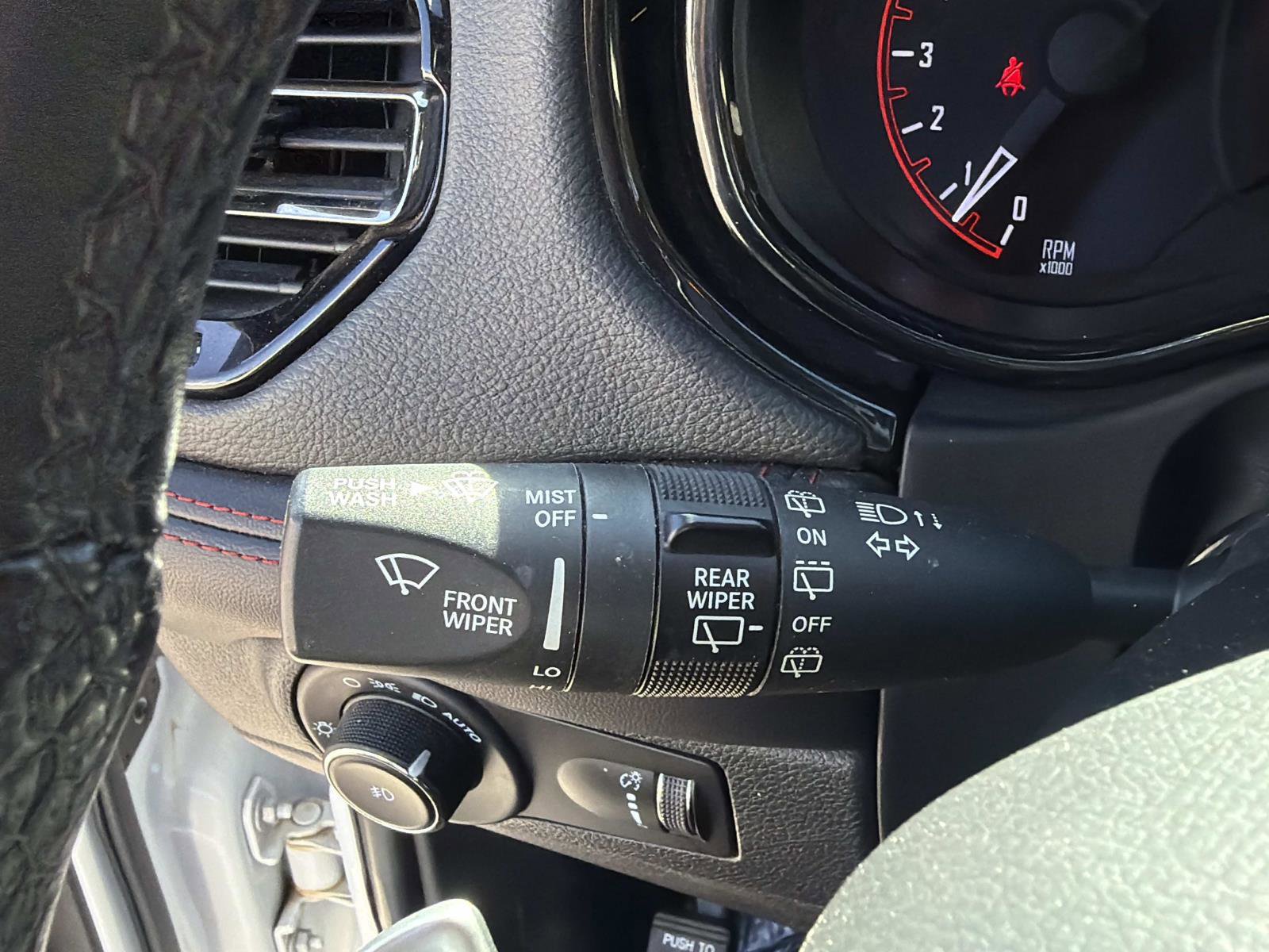 Used 2023 Dodge Durango GT image 30