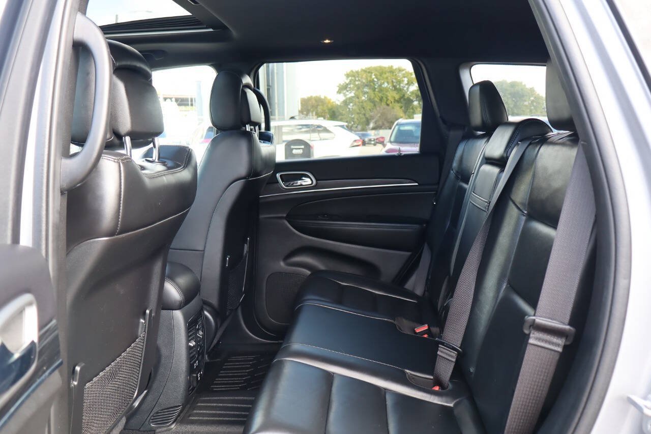 Used 2019 Jeep Grand Cherokee Limited AWD/4WD image 8