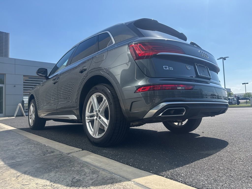 Certified 2023 Audi Q5 e Premium Plus w/ Premium Plus Package AWD/4WD image 5