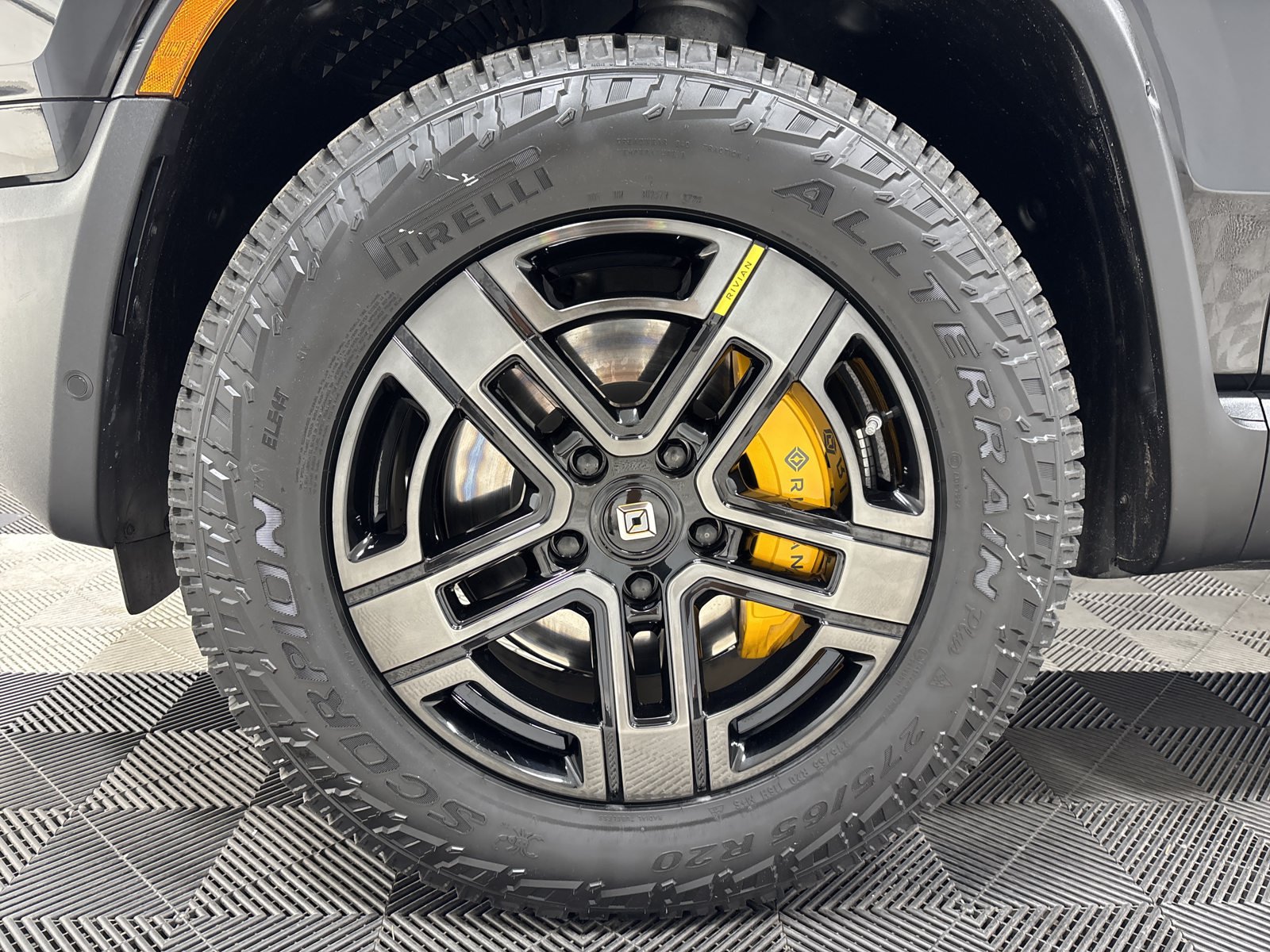 Used 2023 Rivian R1S Adventure Quad AWD/4WD image 9