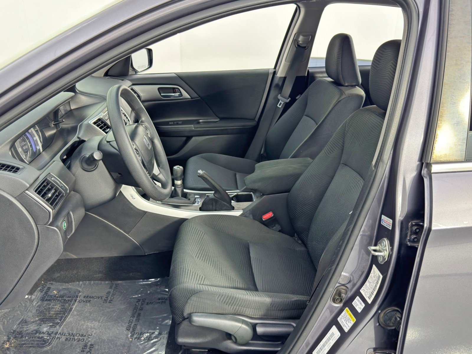 Used 2015 Honda Accord LX image 15