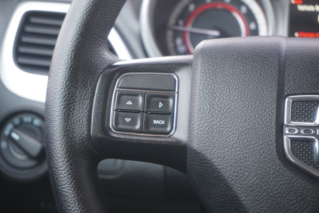 Used 2020 Dodge Journey SE FWD image 14