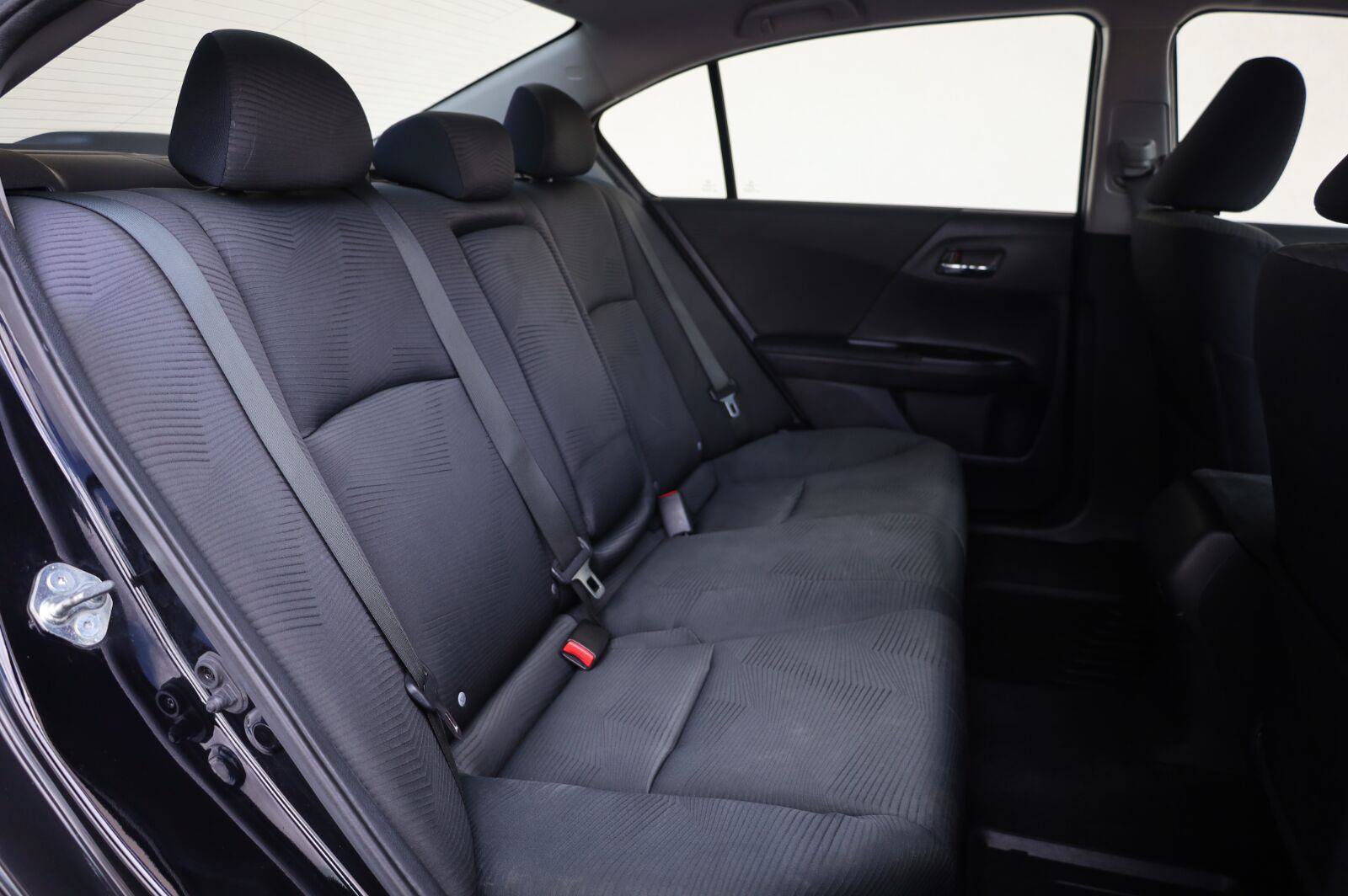 Used 2015 Honda Accord LX image 24