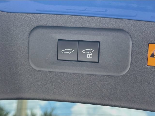 Used 2025 Lexus NX 250 FWD w/ Accessory Package (2T) image 13