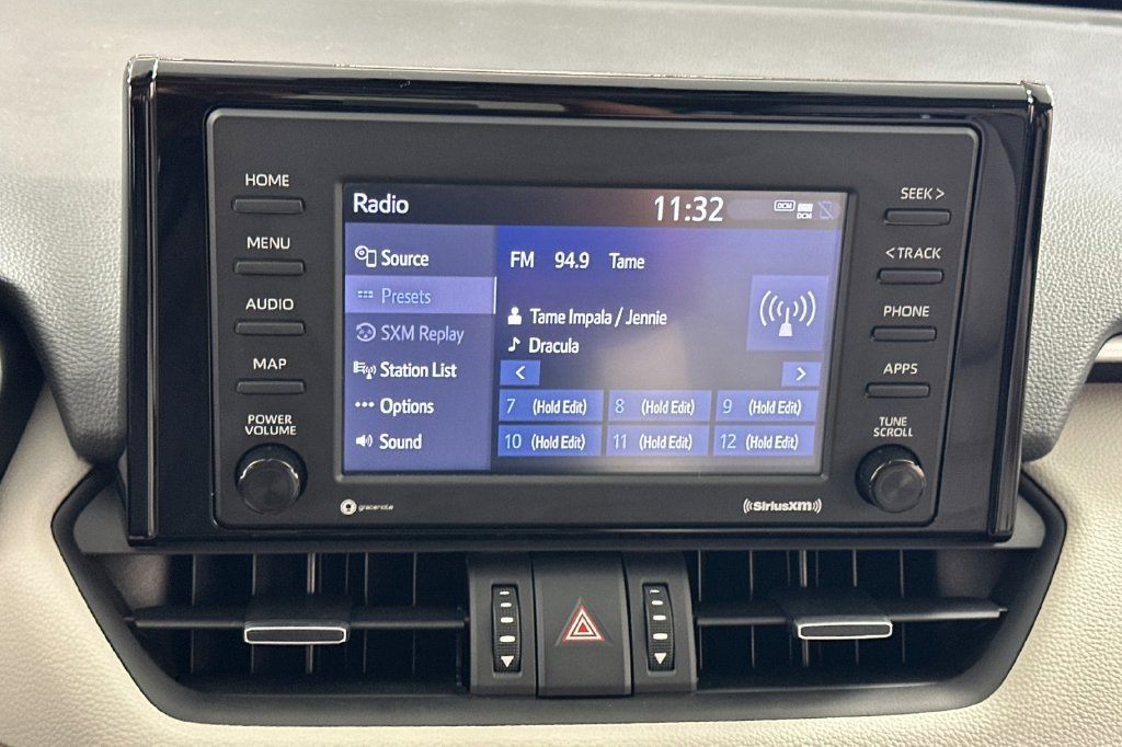 Used 2021 Toyota RAV4 XLE Premium AWD/4WD image 23