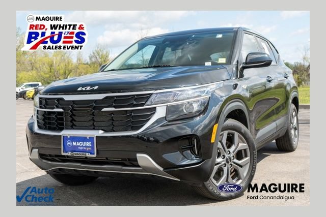 Used 2024 Kia Seltos LX AWD/4WD image 1