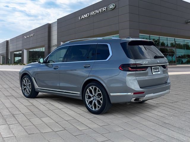 Used 2024 BMW X7 xDrive40i AWD/4WD image 3