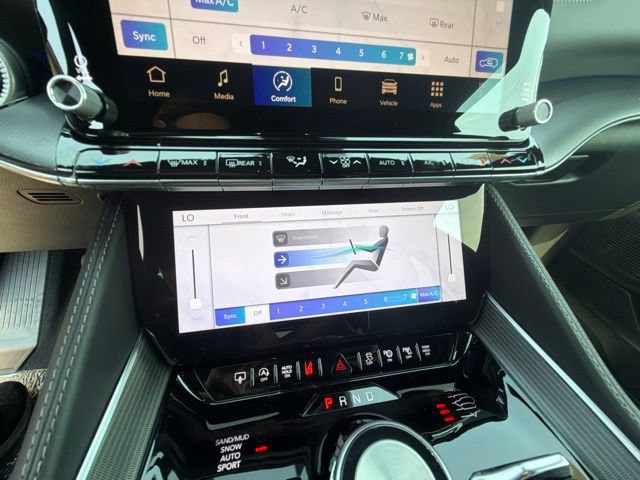 New 2026 Jeep Grand Wagoneer Summit AWD/4WD image 25