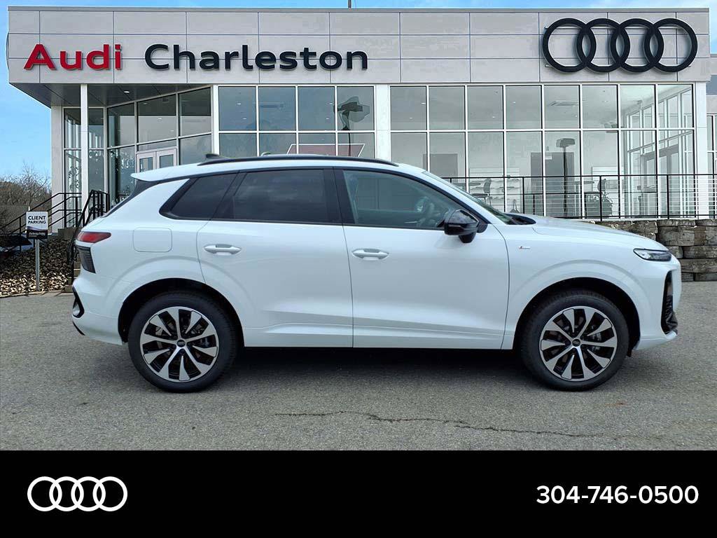 New 2026 Audi Q3 quattro 2.0T AWD/4WD image 2