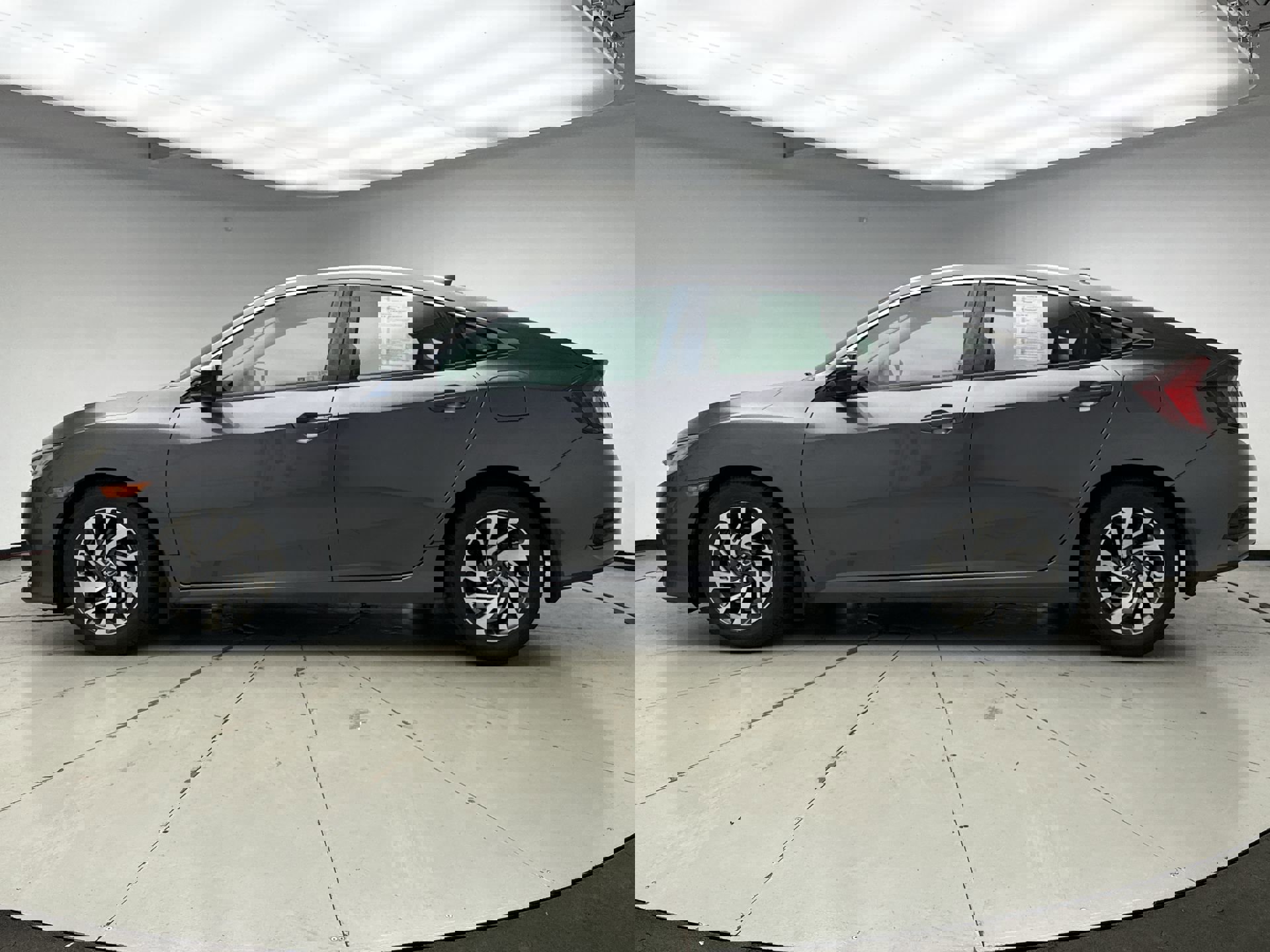 Used 2018 Honda Civic EX image 2