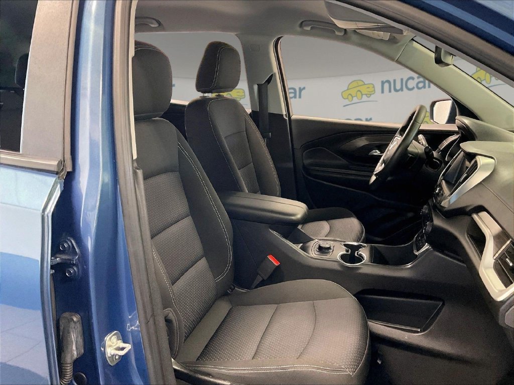 Used 2024 GMC Terrain SLE AWD/4WD image 11