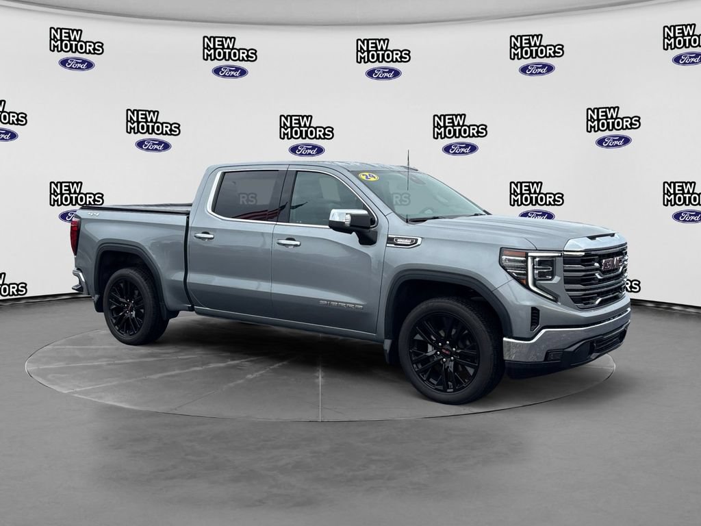 Used 2024 GMC Sierra 1500 SLT w/ LPO, GMC Protection Package AWD/4WD image 8