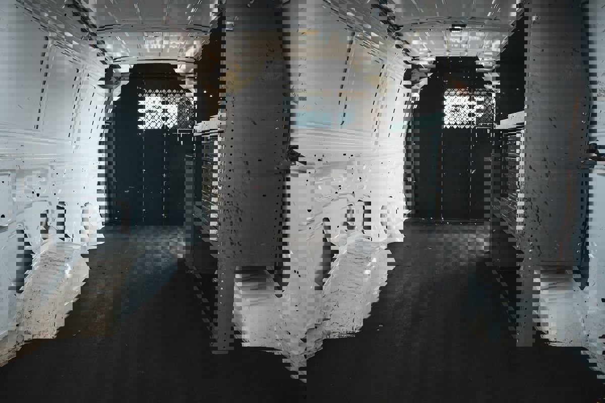 Used 2013 Ford E-150 and Econoline 150 image 9