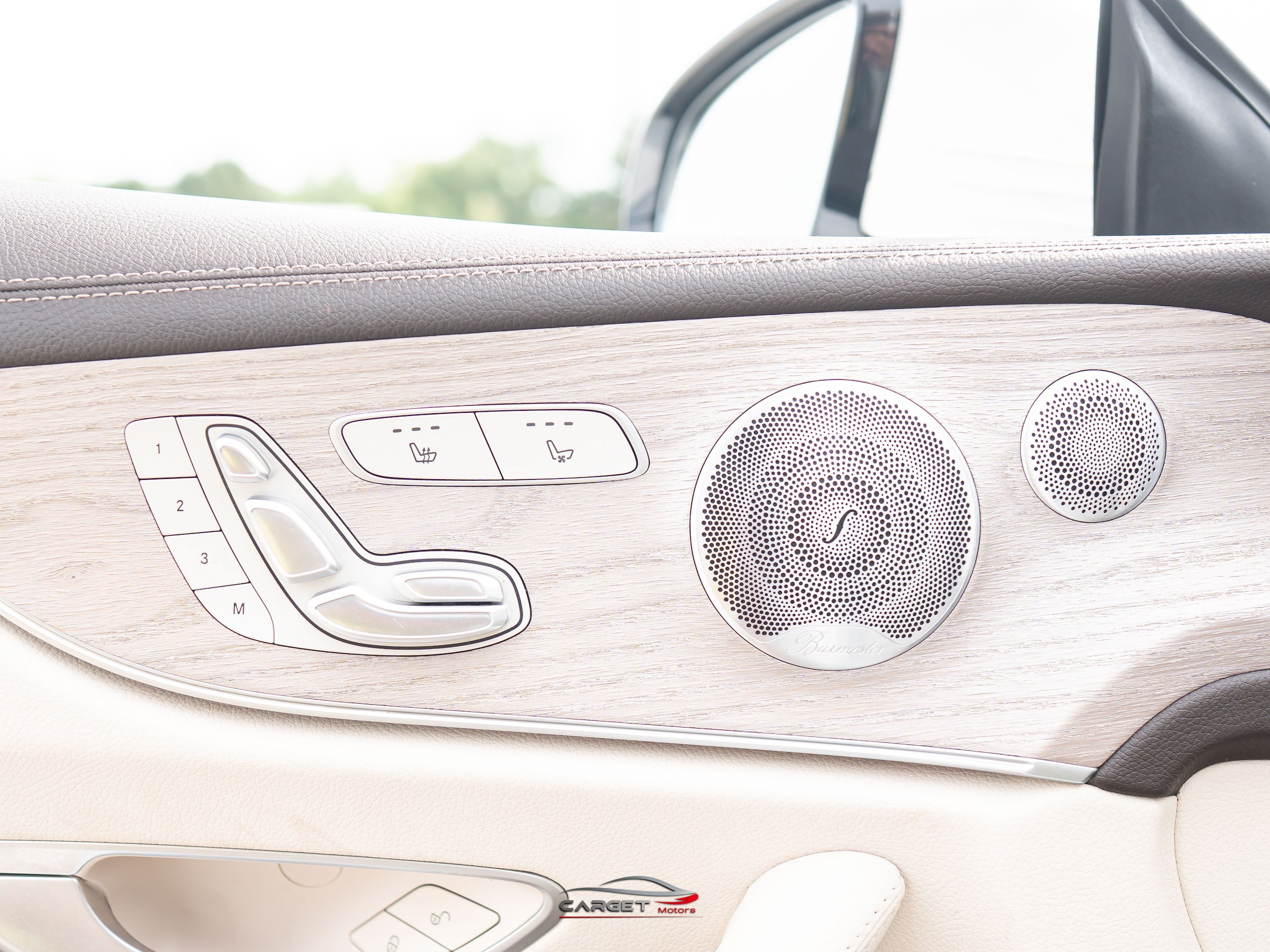 Used 2019 Mercedes-Benz E 450 4MATIC Coupe w/ AMG Line Package image 34