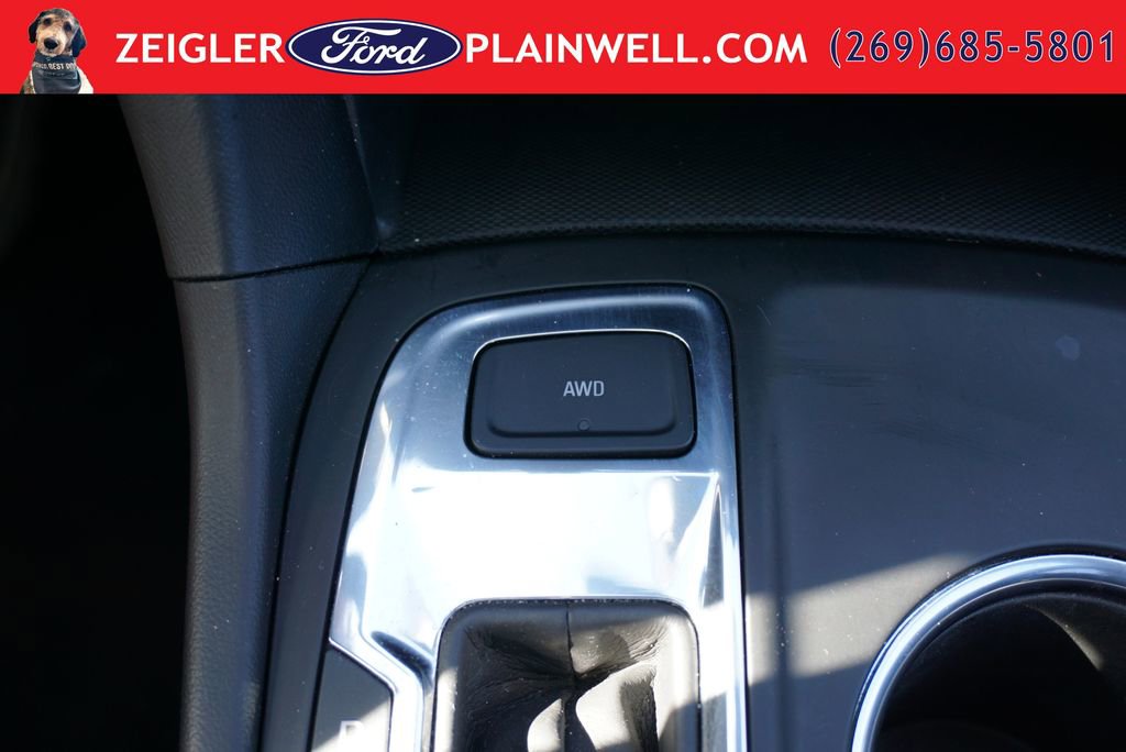 Used 2021 Chevrolet Equinox LT w/ Driver Convenience Package AWD/4WD image 23