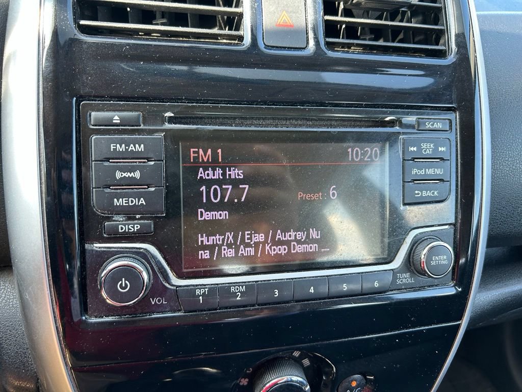 Used 2017 Nissan Versa Note SV FWD image 25
