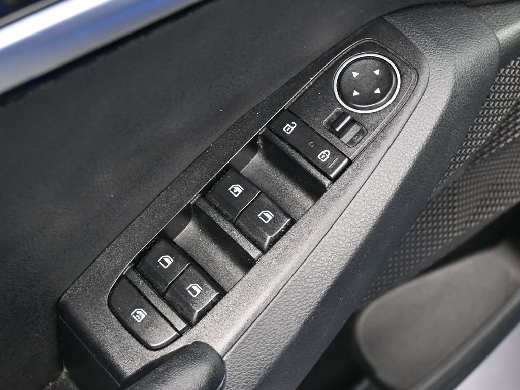 Used 2022 Kia Seltos Nightfall Edition image 13
