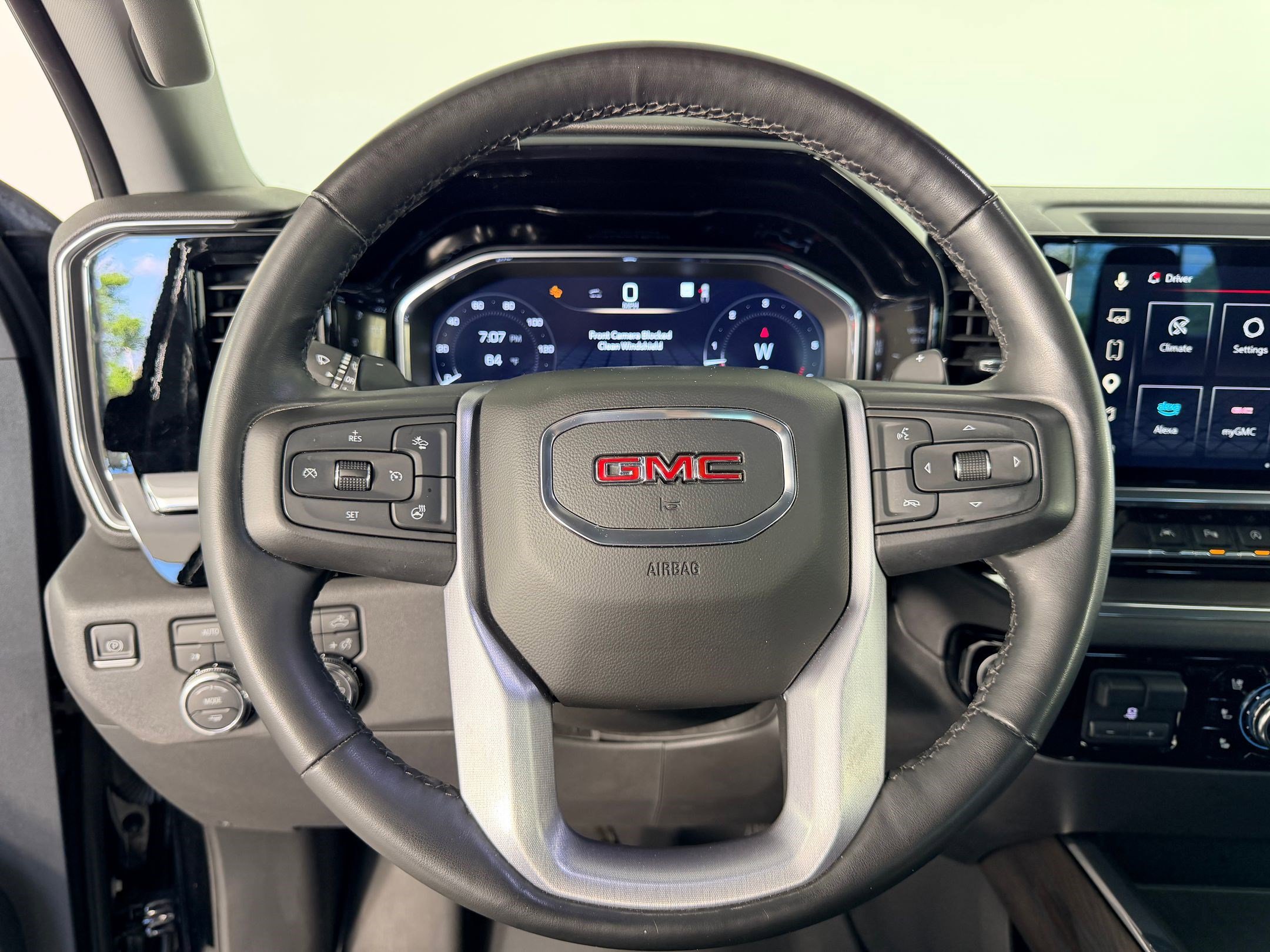 Used 2023 GMC Sierra 1500 SLT w/ SLT Premium Plus Package AWD/4WD image 14