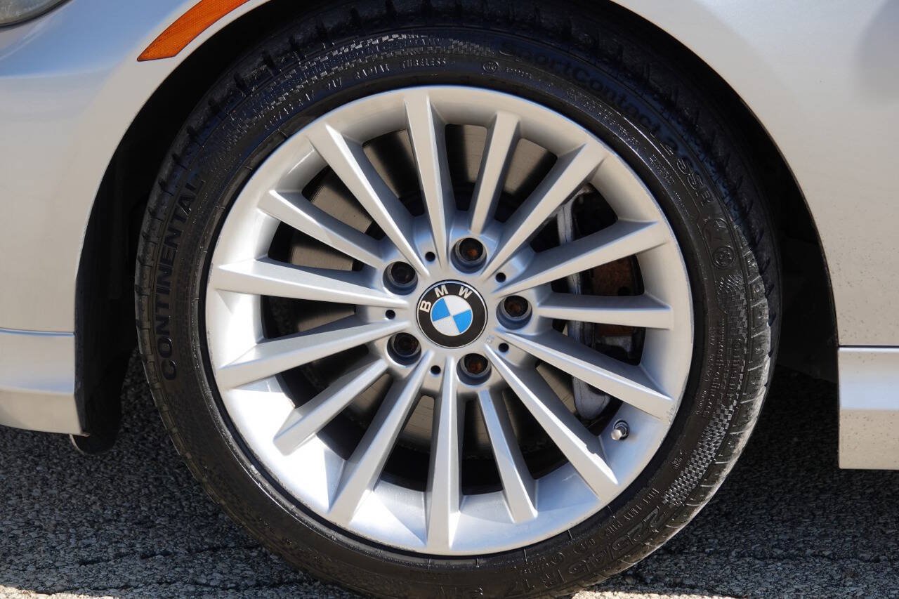 Used 2011 BMW 335d Sedan RWD image 36