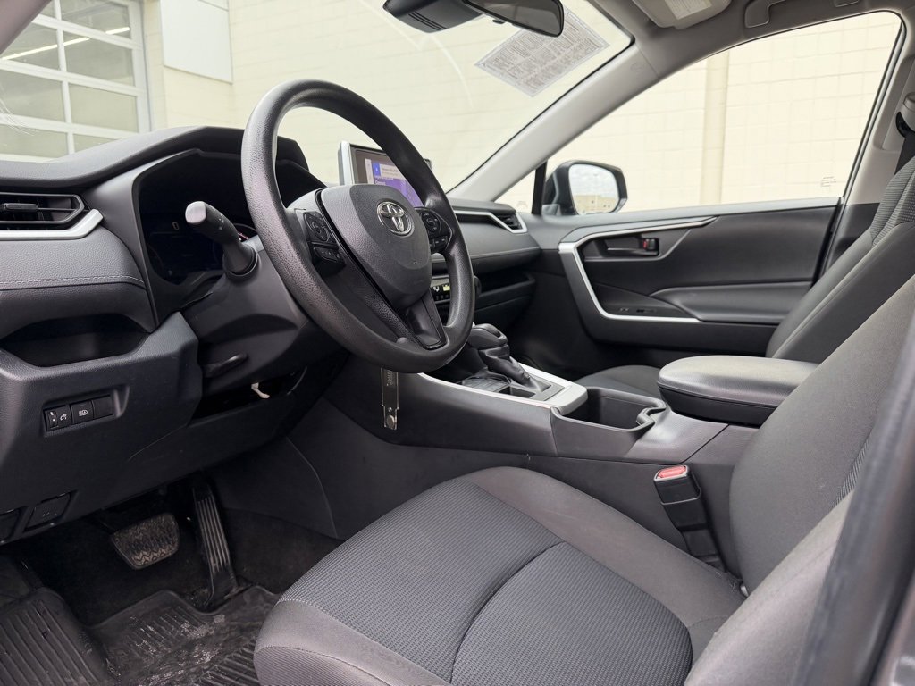 Used 2023 Toyota RAV4 LE image 4