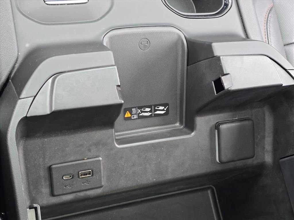 Certified 2022 GMC Sierra 1500 AT4 w/ AT4 Premium Package image 21