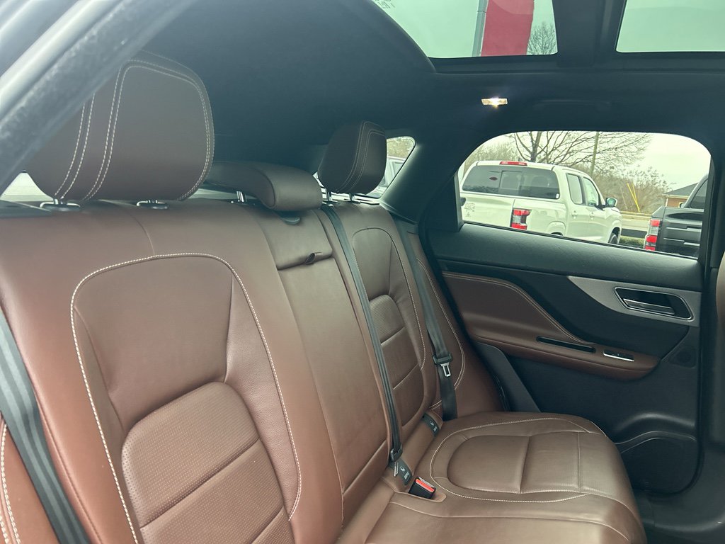Used 2017 Jaguar F-PACE S image 12