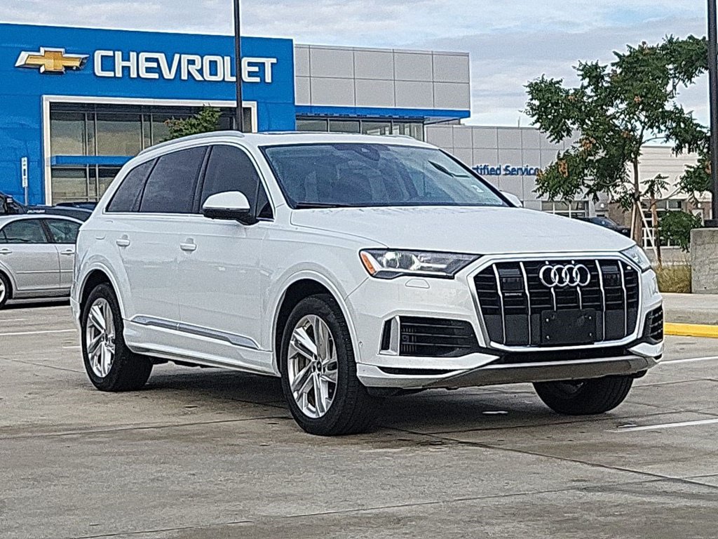 Used 2023 Audi Q7 3.0T Premium Plus AWD/4WD image 2