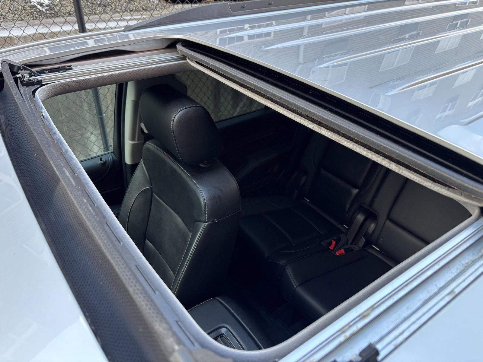 Used 2018 Chevrolet Tahoe LT w/ Luxury Package image 24