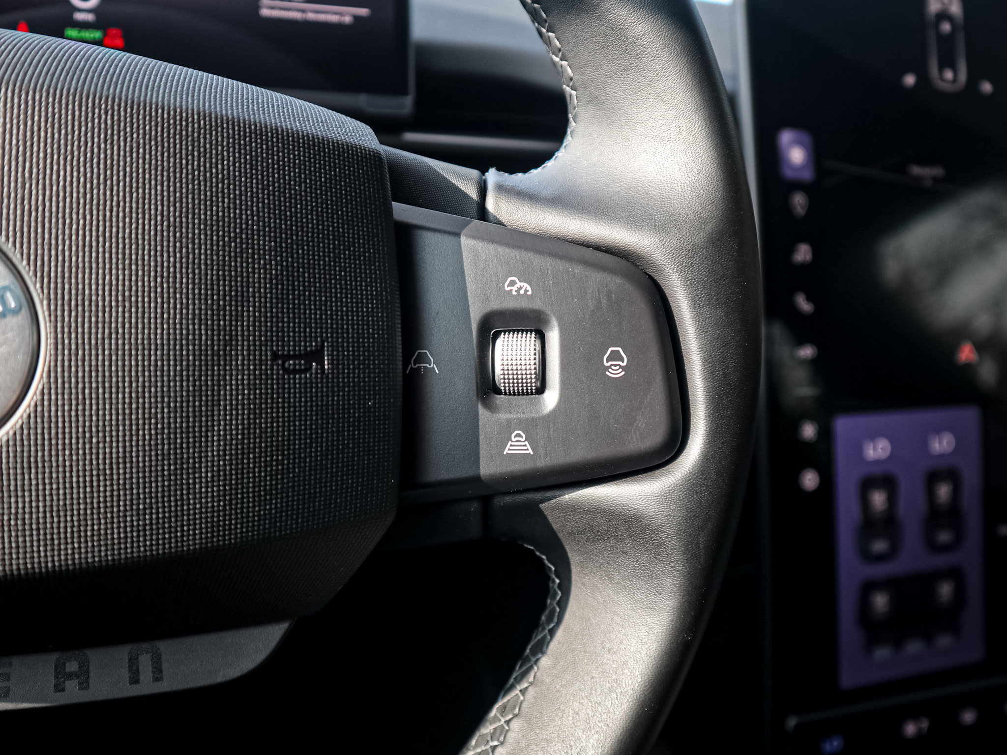 Used 2023 Fisker Ocean Extreme image 20