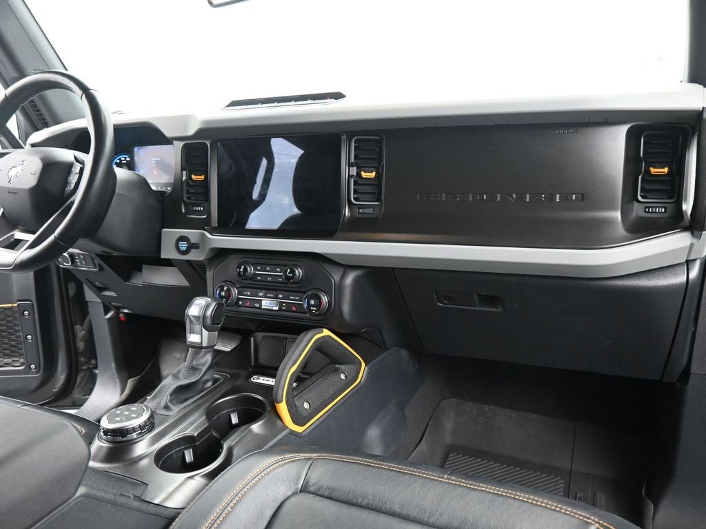 Used 2021 Ford Bronco Badlands image 3