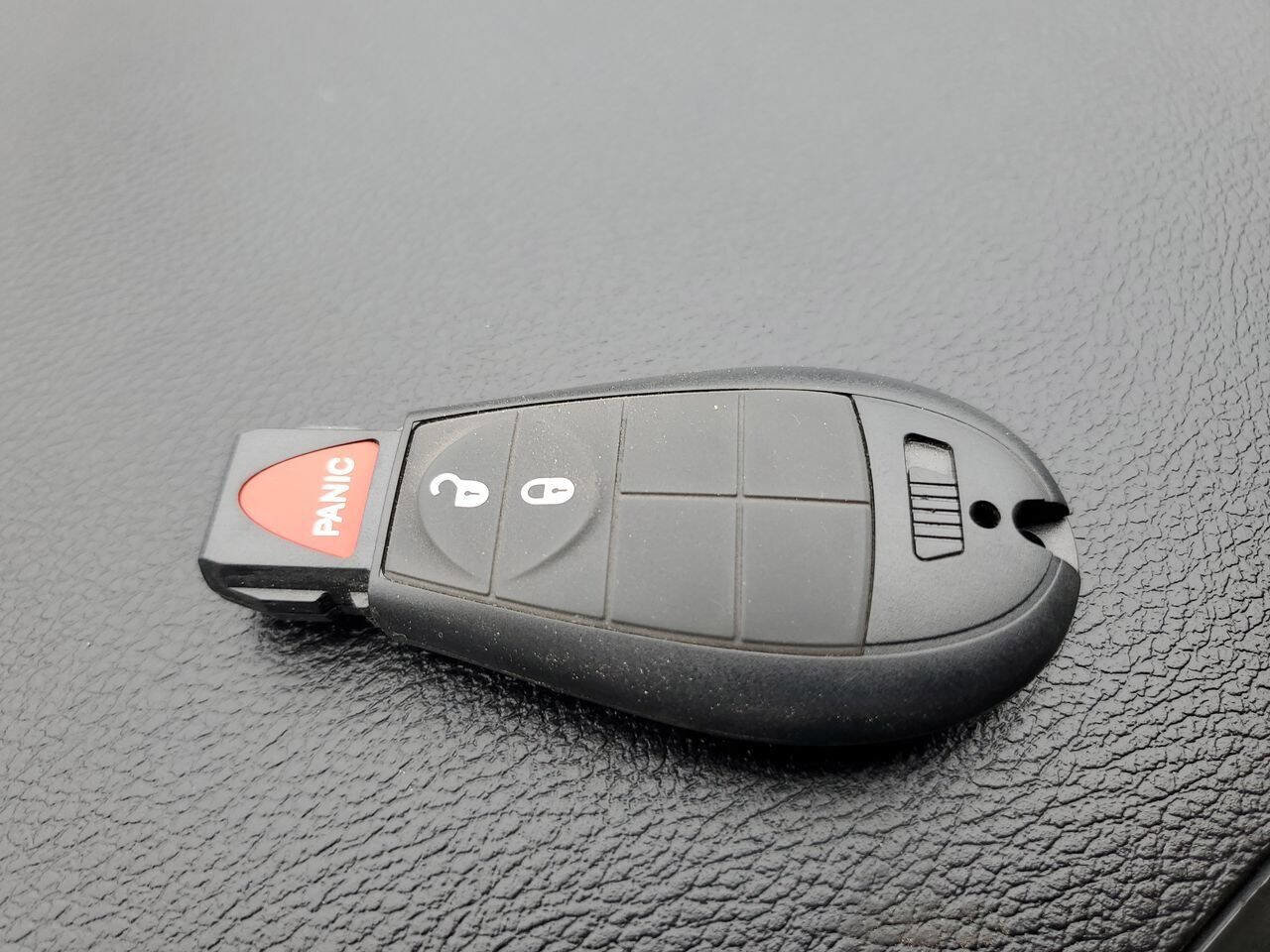 Used 2019 Dodge Grand Caravan SE image 24