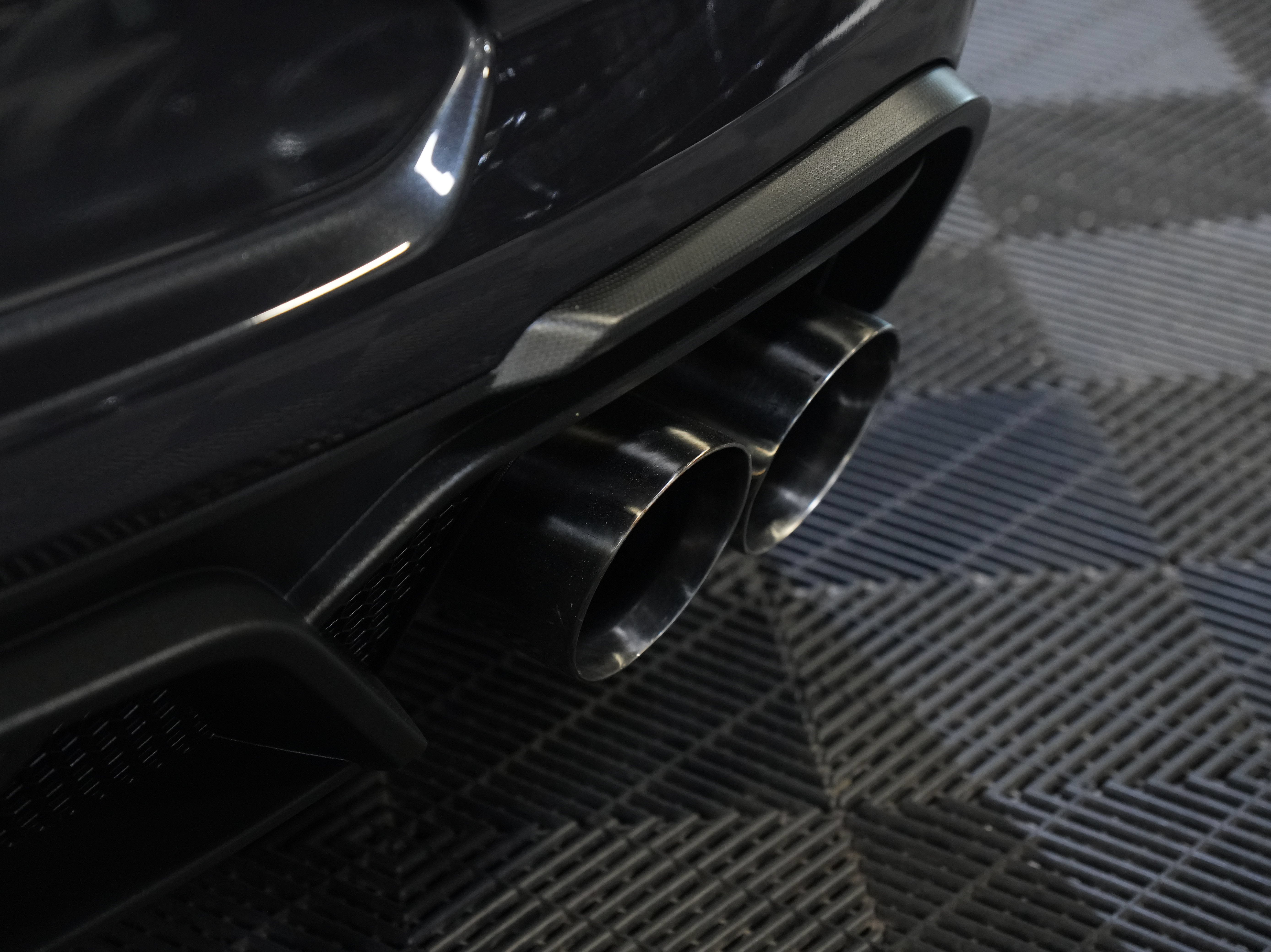 Used 2022 Ford Mustang Shelby GT500 w/ Carbon Fiber Track Pack RWD image 19
