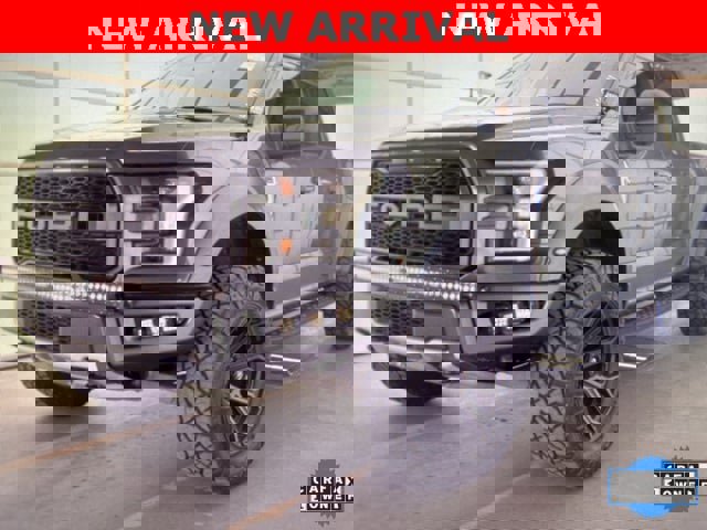 Used 2019 Ford F150 Raptor w/ Equipment Group 801A Mid image 4