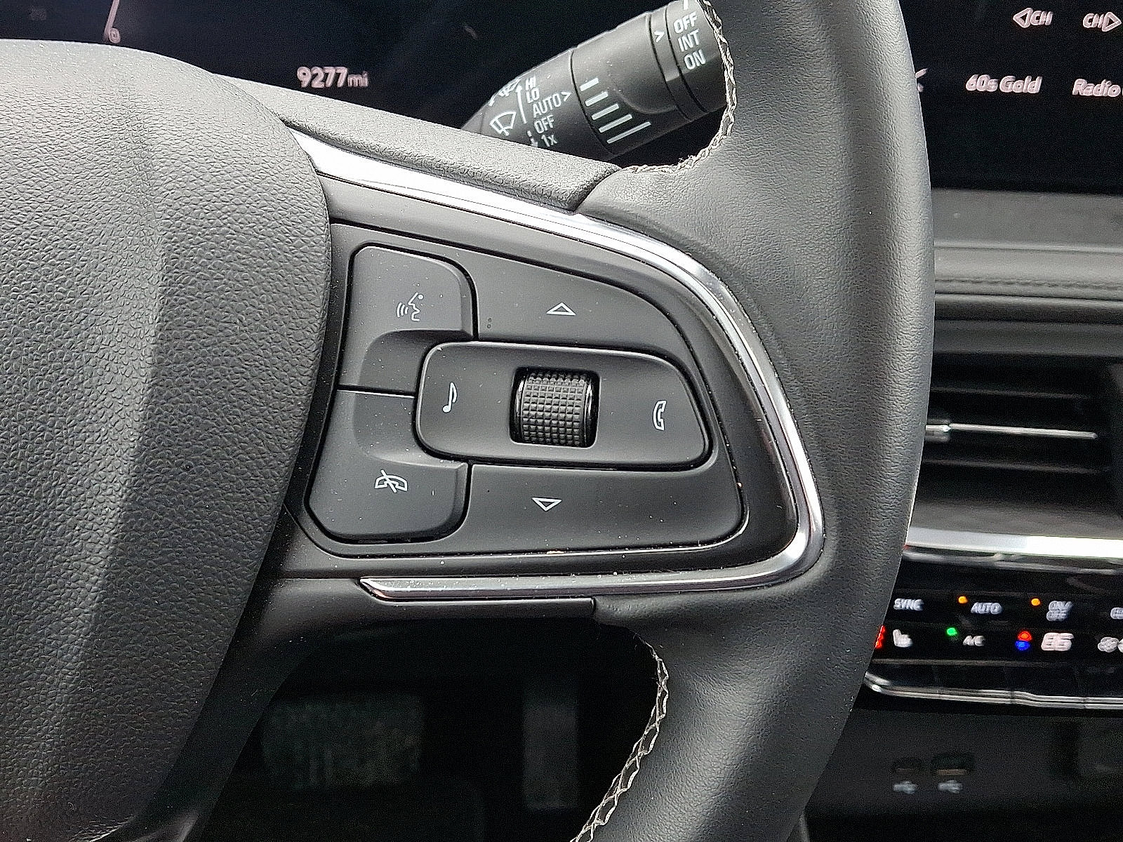 Certified 2025 Buick Encore GX Avenir w/ Avenir Technology Package image 22