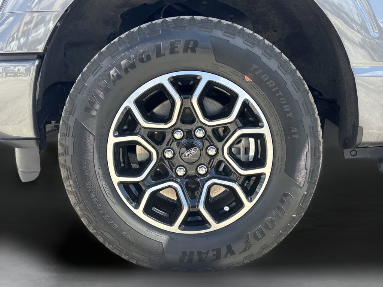 Used 2023 Ford F150 XLT w/ Equipment Group 302A High image 33