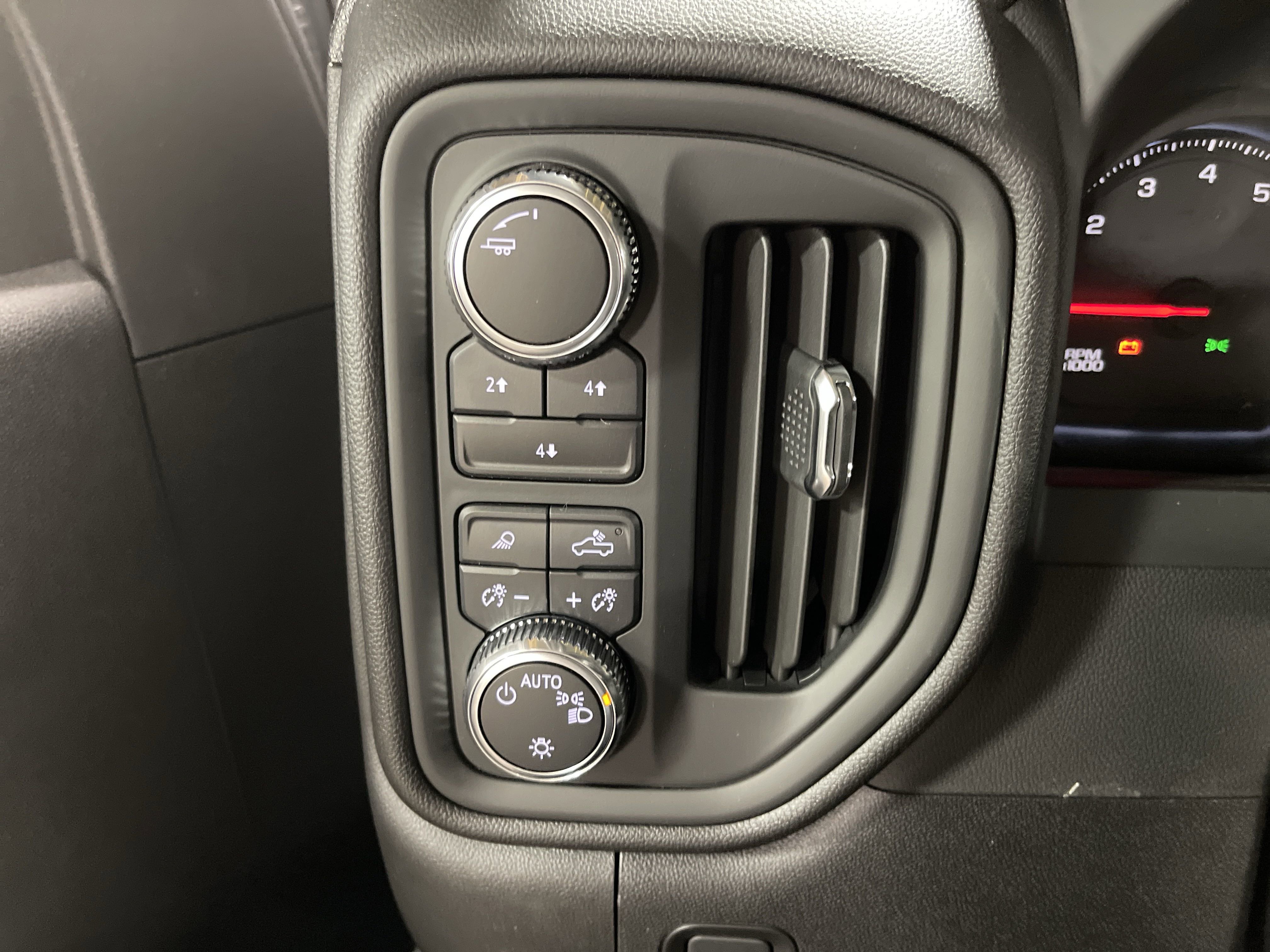 New 2025 GMC Sierra 2500 Pro image 18