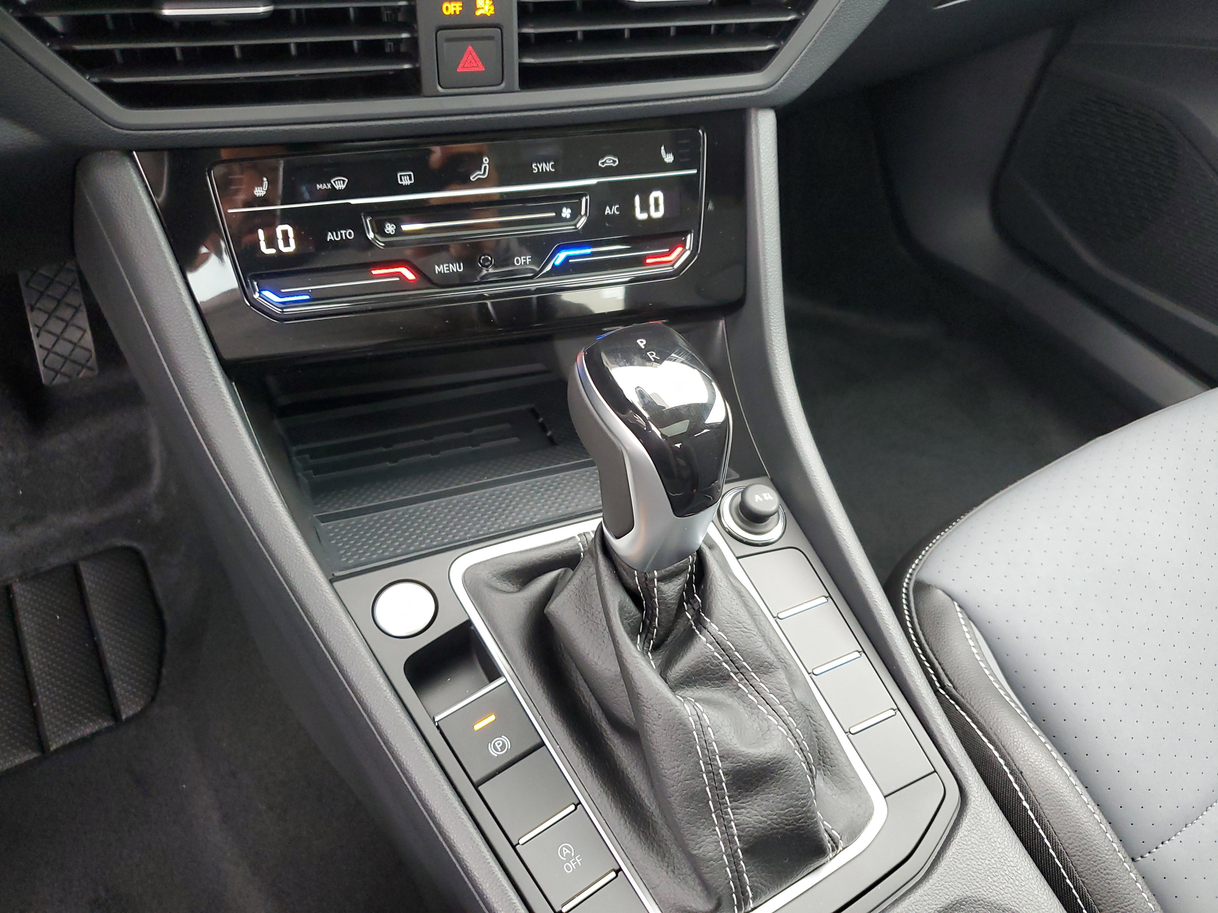 New 2026 Volkswagen Jetta SE image 18