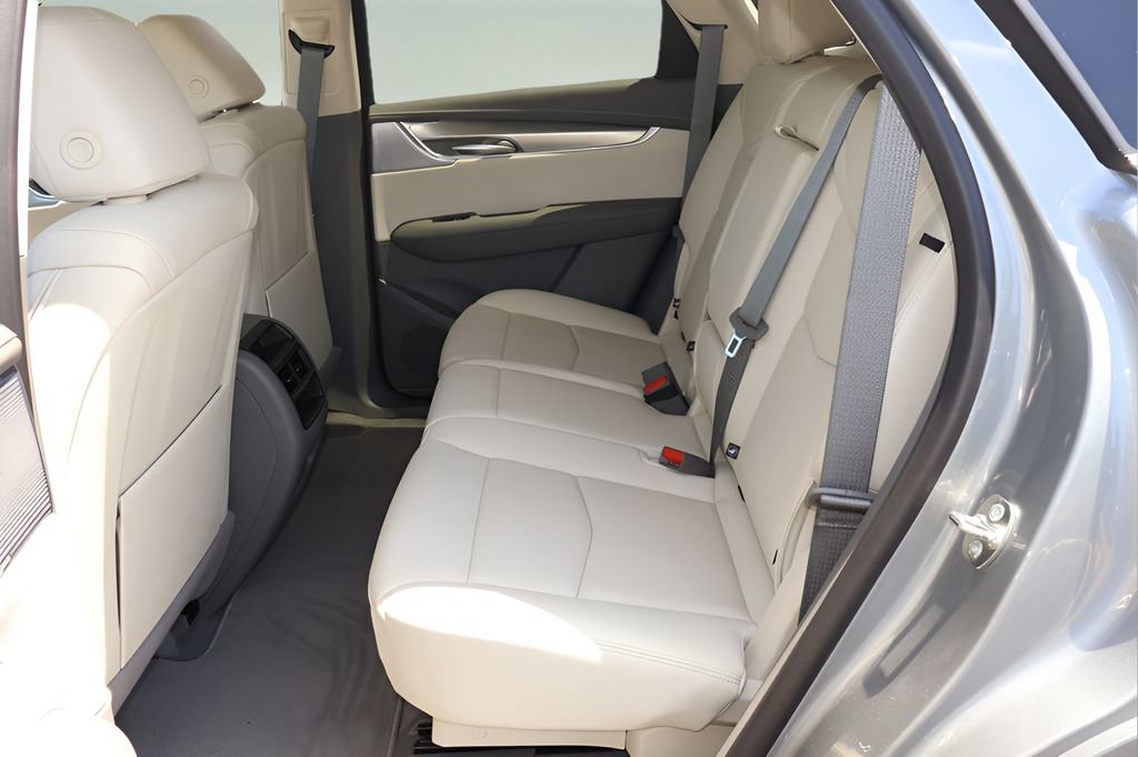 New 2026 Cadillac XT5 Premium Luxury w/ Driver Assist Package FWD image 12