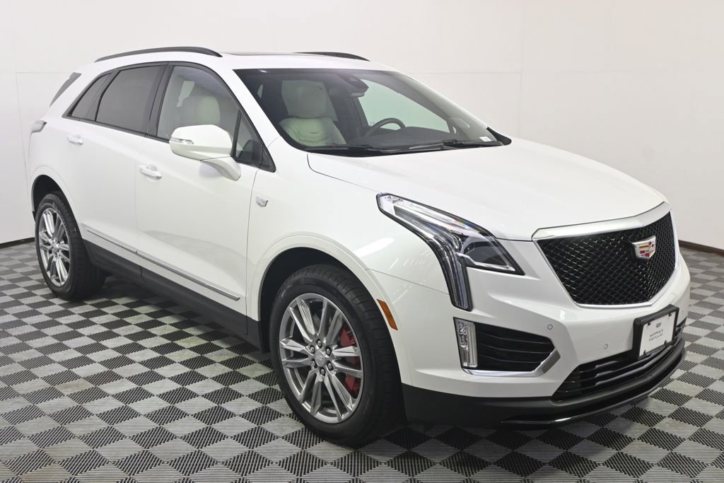 New 2025 Cadillac XT5 Sportv w/ LPO, Floor Liner Package image 8