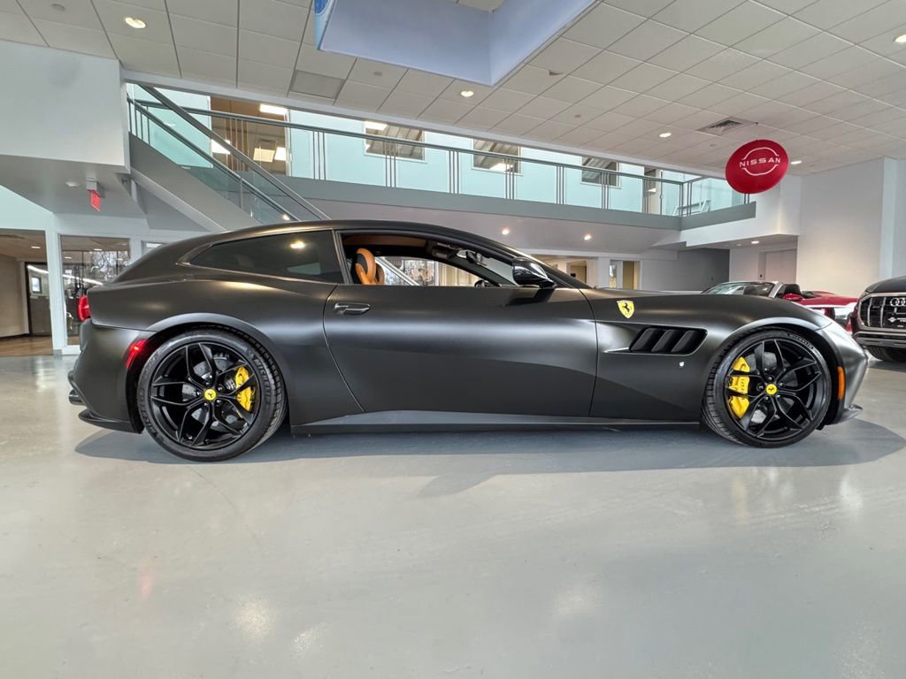 Used 2018 Ferrari GTC4Lusso T image 7
