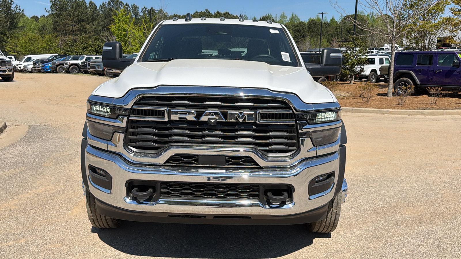New 2026 RAM 5500 Tradesman w/ Chrome Appearance Group AWD/4WD image 3